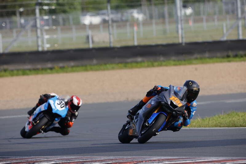 iMed QTM: Влад Гордейчук и Глеб Алексеев начали новый сезон Supersport в схватке за подиум