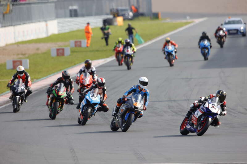 iMed QTM: Влад Гордейчук и Глеб Алексеев начали новый сезон Supersport в схватке за подиум