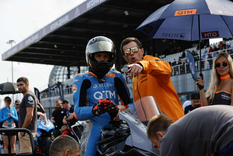 iMed QTM: Влад Гордейчук и Глеб Алексеев начали новый сезон Supersport в схватке за подиум
