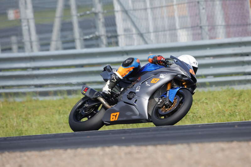 iMed QTM: Влад Гордейчук и Глеб Алексеев начали новый сезон Supersport в схватке за подиум
